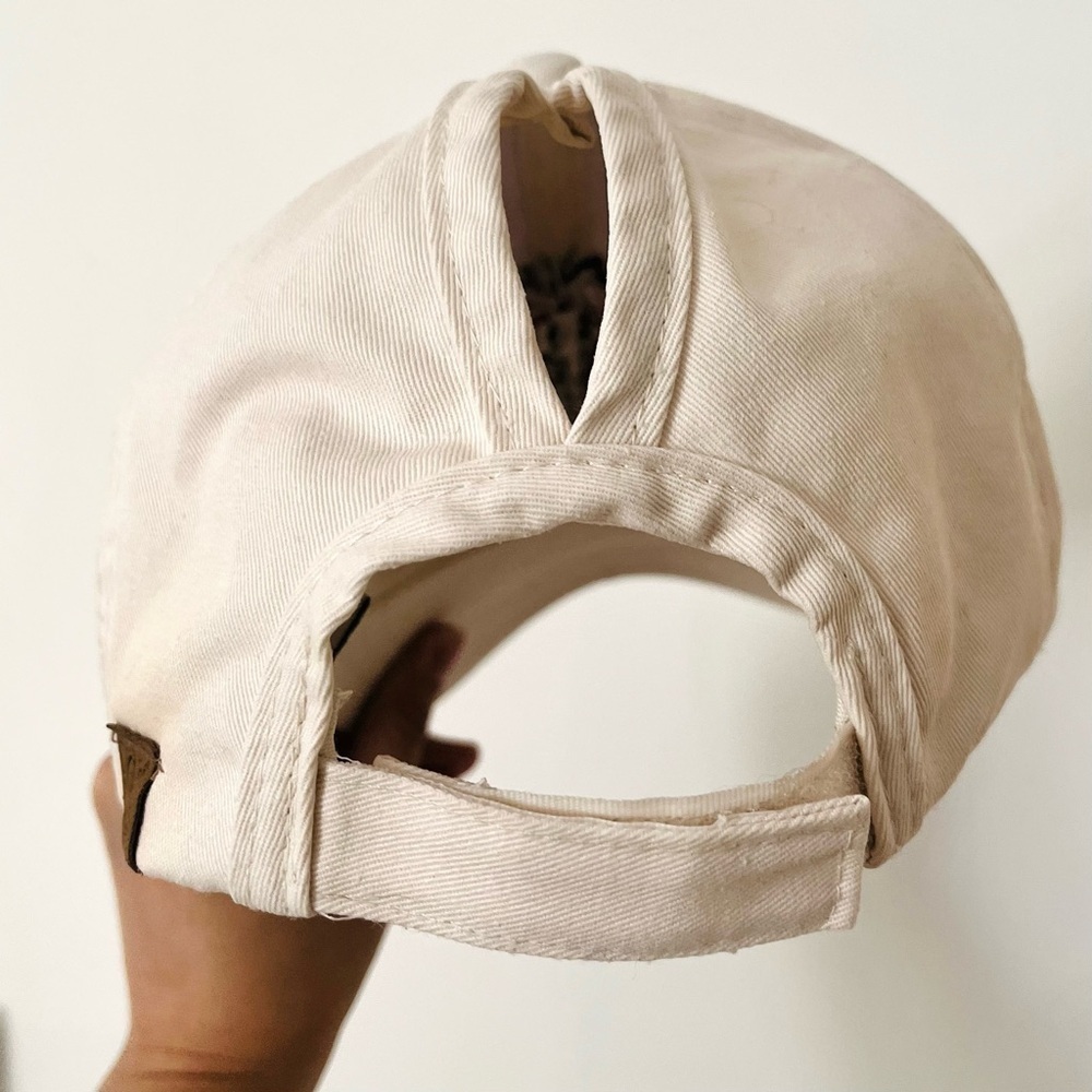 PAISLEY BANDANA COW PONY CAPS BEIGE - Picture 2 of 5